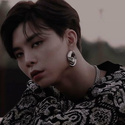 Johnny as the Co-Leader-in charge when the Boss in a mission-also lead the others-gun expert and kinda flirt with the members-but have a bad eyesight but he uses lense