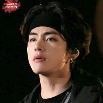 Taehyung& #39;s jawline :: a thread