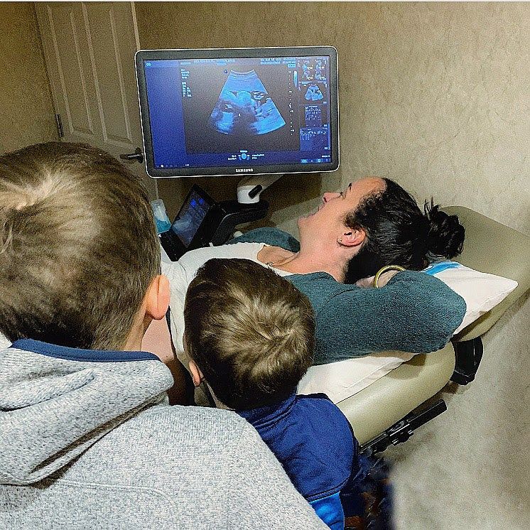 saglikvegzersiz's tweet image. On Having a Baby in a Pandemic: 9 Months Pregnant During the Coronavirus from @HerLittleDogToo #bloghealthy  buff.ly/2XfB0Kv