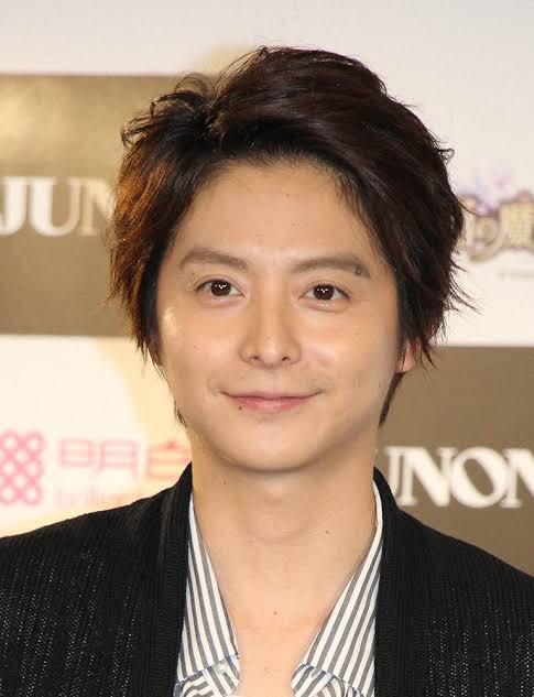 河野 直也 Takumin0136 惜しくも主に上段ですね ちなみに1歳の時に娘に右下段をパパと認識され 今4歳ですが しっかりと直也とあのにんじんを呼びます Twitter