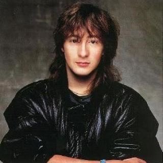 Happy Birthday Julian

Julian Lennon, Brit singer and songwriter, turns 57 