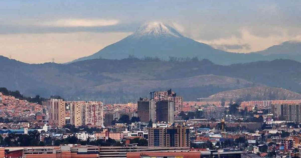 El confinamiento obligatorio y el comienzo de la temporada de lluvias han permitido mejorar la calidad del aire y despejar el cielo capitalino de la nube de smog que tradicionalmente la cubría.

Detalles aquí 👇: 
cutt.ly/ztJV0ke