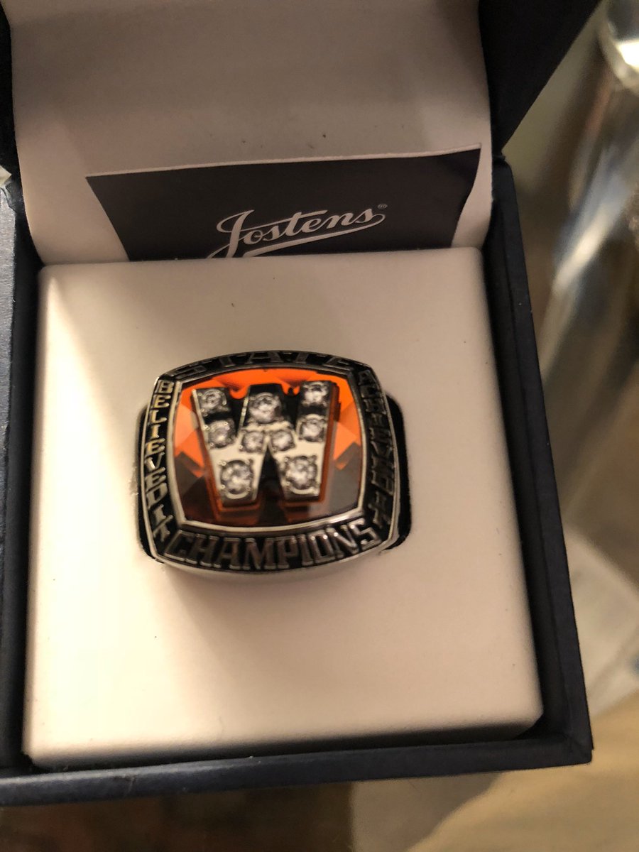 WorlandSoccer's tweet photo. Seniors always remember the incredible memories you have created, the friendships you have made and the joy you have brought this community. Most importantly remember I will always be here for you...love you guys!!! #DreamIt #BelieveIt #AchieveIt #OneTribeOneFight https://t.co/aqseamwk7w
