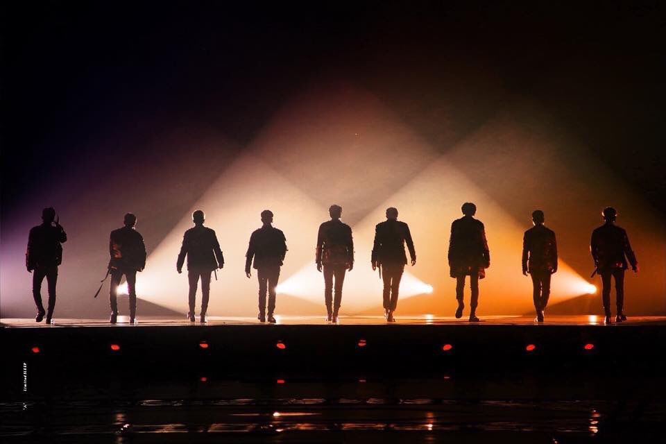 sunnizhang's tweet photo. 8 ปีมันนานมาก พวกคุณเก่งมากและโตขึ้นมากแล้ว ขอบคุณสำหรับทุกอย่าง เอลี่คนนี้จะรักพวกคุณและซัพพอร์ตพวกคุณตลอดไป รอนะคะ รอวันที่เจอพวกคุณอีกและรอวันที่คุณรวมตัวครบทุกคน

#8YearsWithEXO 
#우리의_청춘_시대는_엑소라고_부른다
#EXO8thAnniversary #EXO https://t.co/lLeV68uMM4