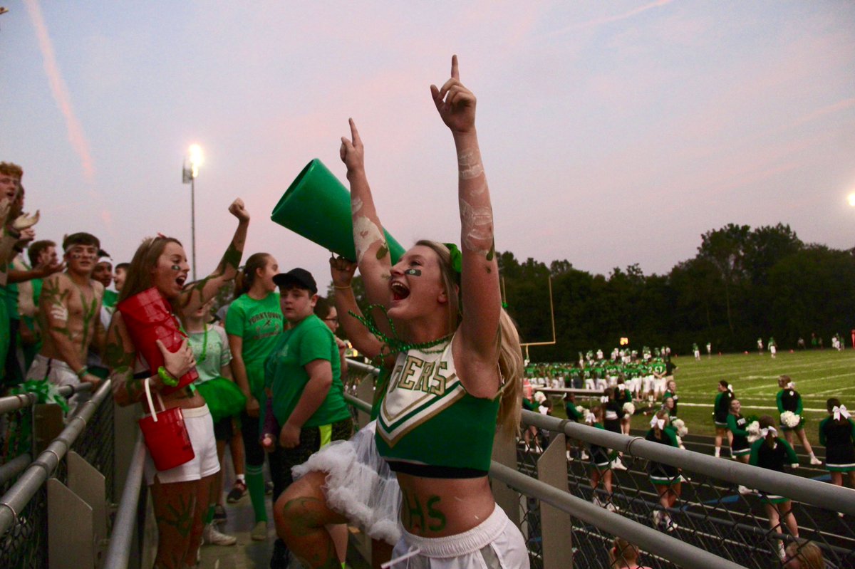 brittany_baize's tweet photo. @watkins_court @Jsteve_13 @carson_stevens1 @BillyMcNamara1 @WillyBaseball01 @GSmalstig @DCantanzarite @sebpsu4 @AlaraMiller @lghawk59 @granttweedy @YorktownHighSch @SalleeAvery @sarah_greenn @Isaac_Stachler @evanfauquher8 @landonb131 @jennymorey_ @stinson5_ellee @lower_unit @kate_vinson0051 @RyanMDillman #memorychallenge I nominate: @lexie_robertson @Reagan_cox_ https://t.co/tpHs5xH5ls