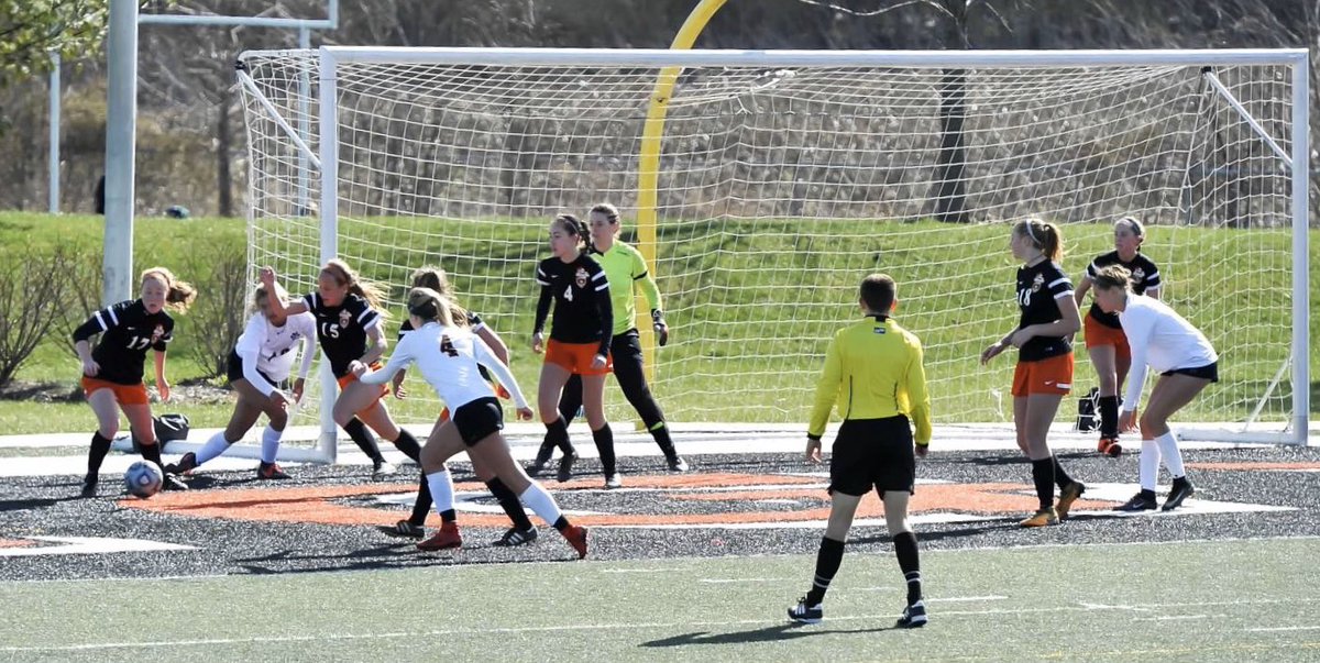 LadyIronSoccer tweet media