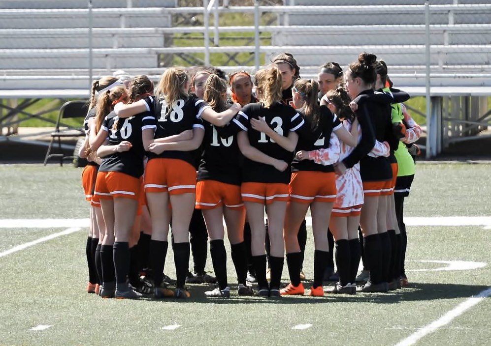 LadyIronSoccer tweet media