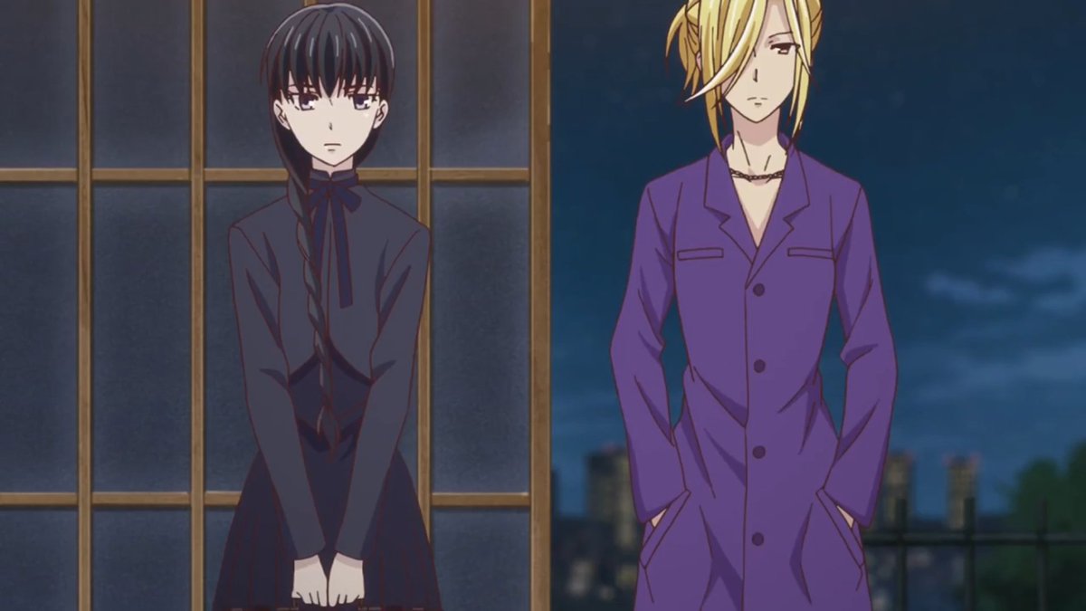 Here, we saw how deep the friendship is between these 3. When Uotani found out that Tohru was staying with the Somas, she and Hana instantly wanted to check them out to see wassup. In the 2nd pic, it looks like they are Tohru's parents attending a school meeting   #StrangeWaves
