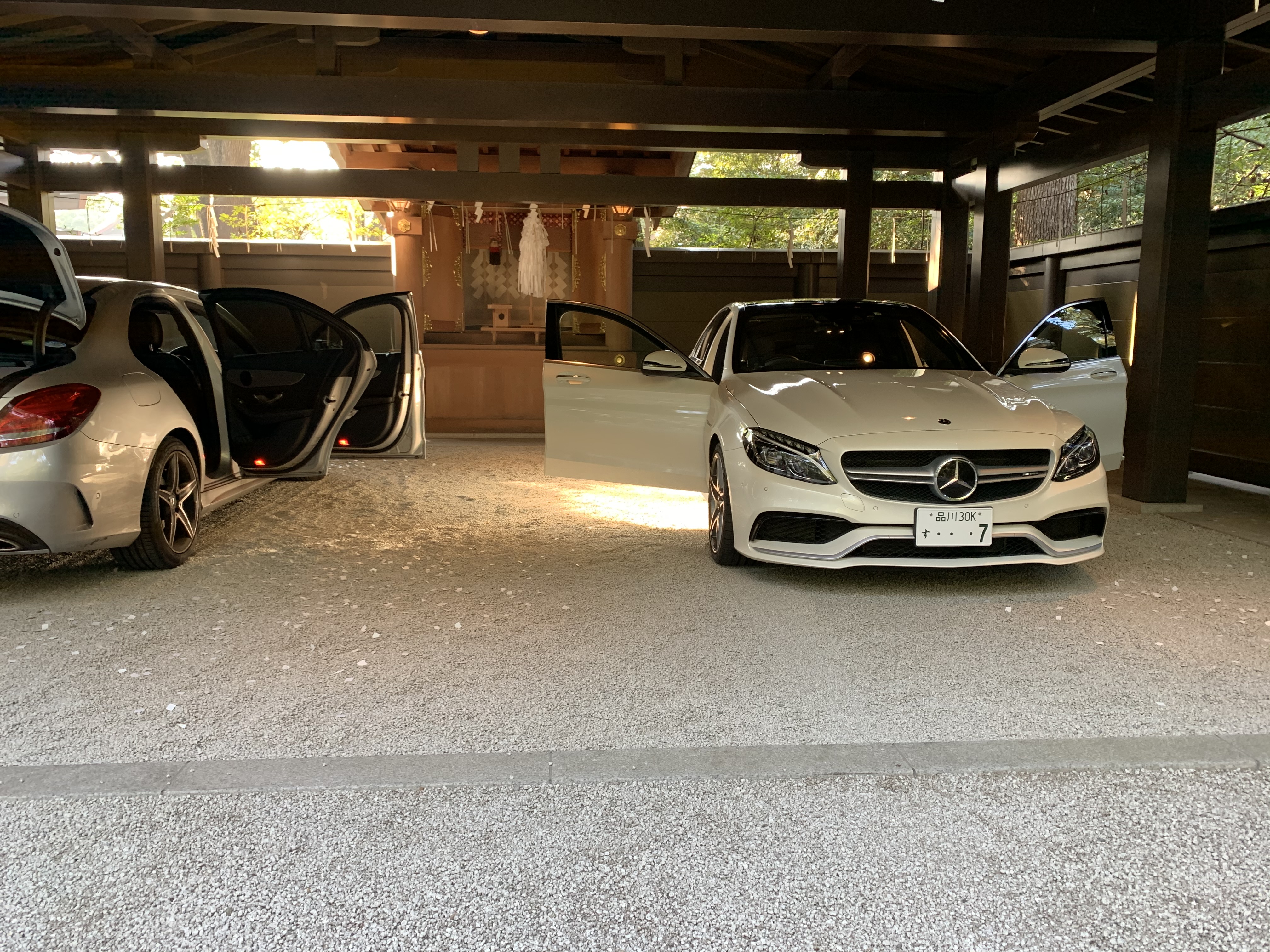O Xrhsths Hiroaki Sto Twitter ひと目見て自分の愛車だと分かる画像を上げよ 明治神宮でお祓い中の写真でw T Co Ducerv4dny Twitter
