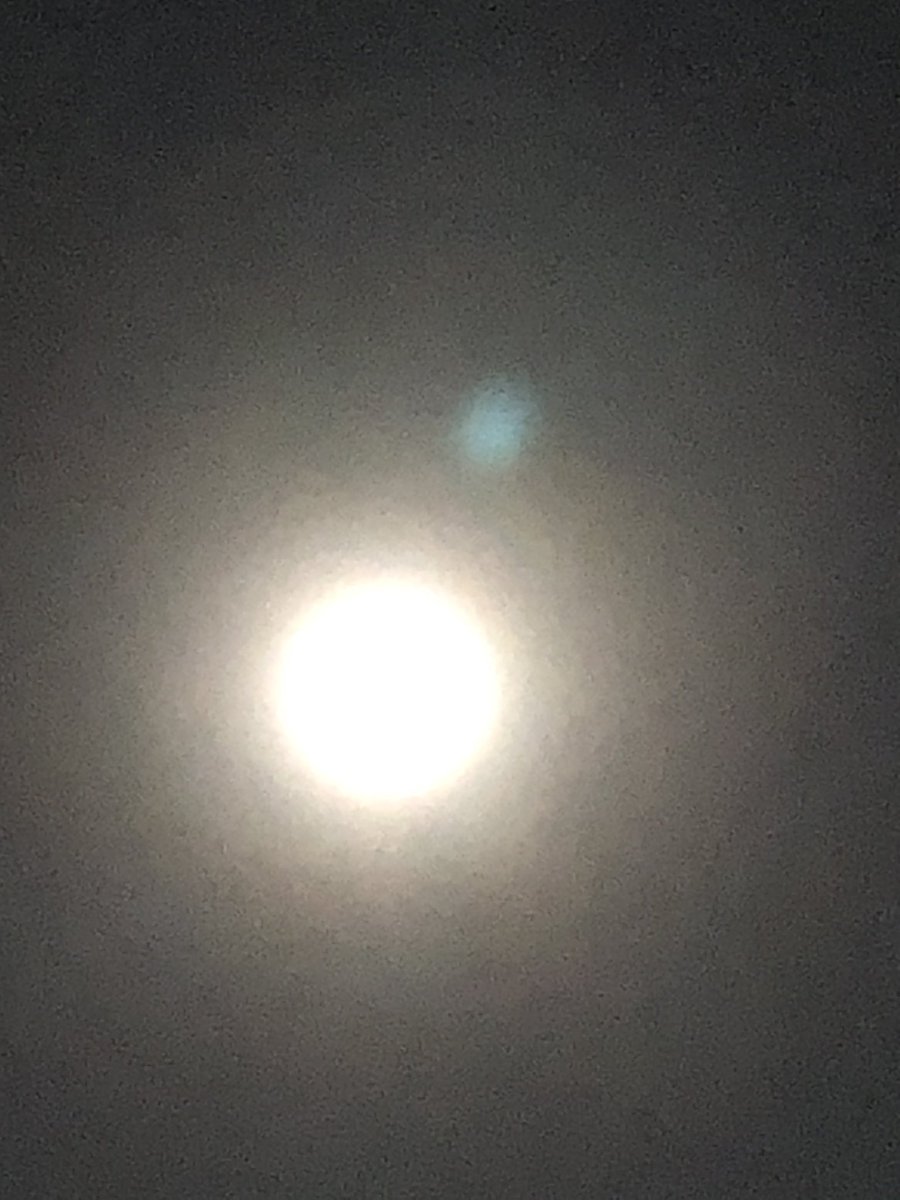 How many fans have seen the pearl aqua moon while grieving? Who is anyone to deny them their story? They know what they felt. While writing this thread, my picture of the Pink Full Moon came out like this