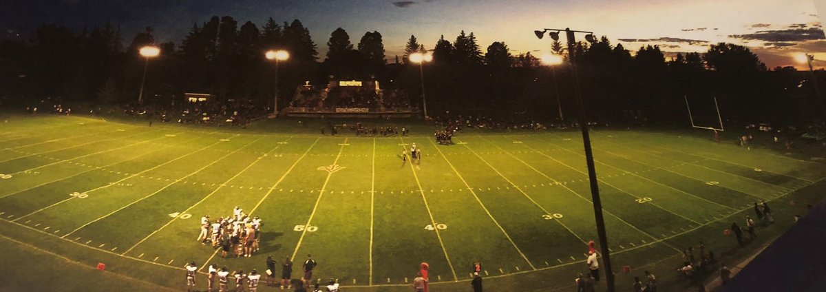 af_beavers's tweet photo. #BeTheLightID for Idaho. Friday, April 10 at 8:20 P.M. (20:20) to honor AFHS senior class, families, coaches and spring sport athletes we will be turning on the football field lights for 20 minutes. The lights are a beacon to show we are thinking of them. https://t.co/d1xl5MYdvp