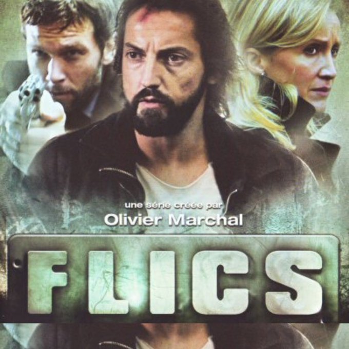 blanchardjerom7's tweet photo. Les "flics" !! Il sont nombreux pour faire respecter le confinement , mais c'est aussi le titre d'une très belle série #Flics S1 (2 premiers épisodes ) 20h50 sur #Polar+ avec @cathmarchal_off #YannSundberg #FredericDiefenthal #AliceVial #GwendolineHamon #GuyLecluyse .
👍 https://t.co/ORiR0beka3