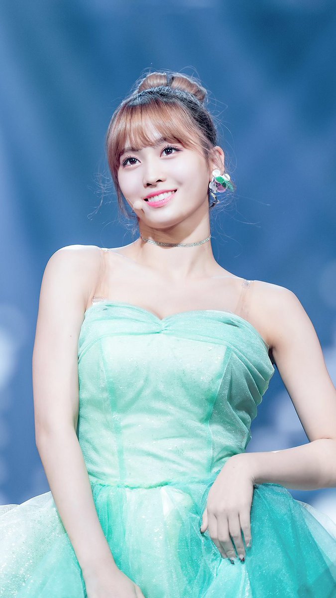 Momo as Job's Tears Language Of Flowers: - Accomplished Wish Message: - Stand up and keep trying. If you keep trying until your wish is accomplished, you can surely accomplish the wish. #TWICE  #트와이스  #MOMO  #모모