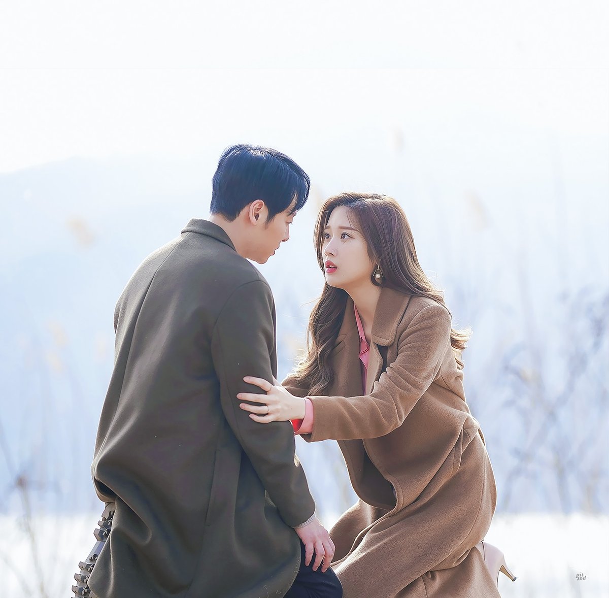 pitpat00's tweet photo. #그남자의기억법 E07 스틸 보정 여하진X이정훈 
#문가영 #김동욱 https://t.co/b06XwOCd3d