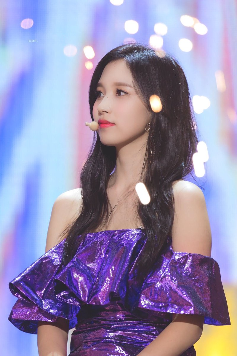Mina as Dogtooth Violet Language Of Flowers- Passion Message: - Passion of just one person had been changed the world. Taking the first step with passion brings new hope. #TWICE  #트아이스  #MINA  #미나