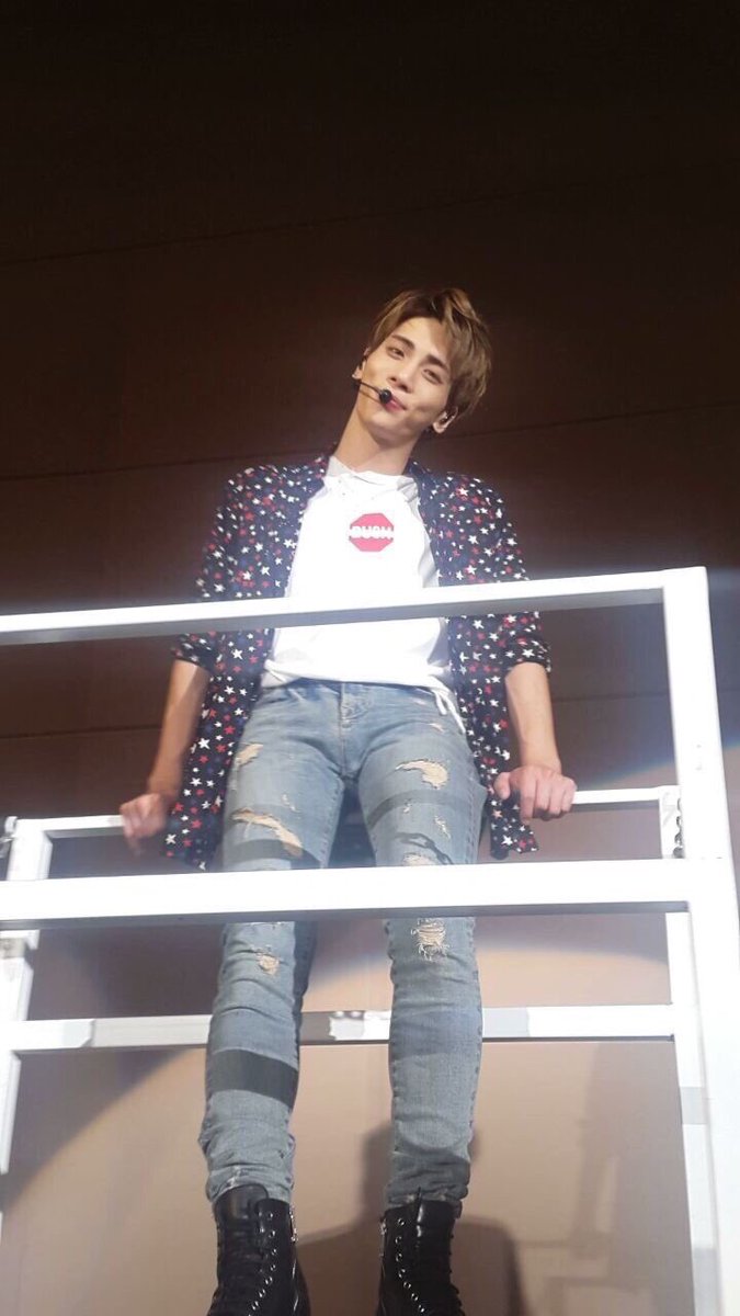 a (very long) thread of my favourite jonghyun pictures because it’s his birthday and he’s a beautiful person inside and out ♡   #HappyJonghyunDay