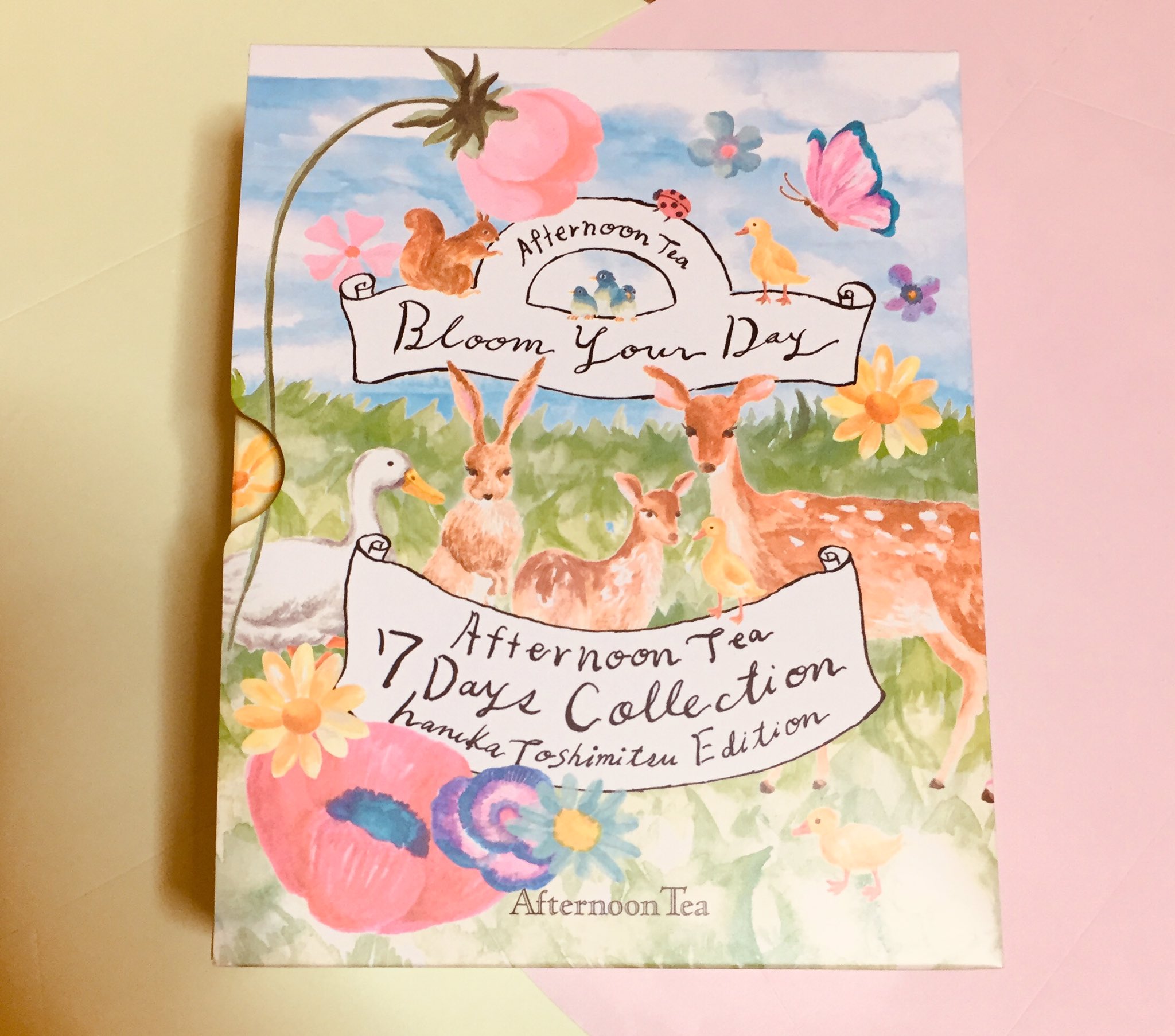 らみゅ こちらも利光春華さんとアフタヌーンティーコラボの 絵本型の紅茶セット 開くたびにイラストに纏わる紅茶 がセットされている 夢のような紅茶セット とにかくかわいい 紅茶詳しくなれそう 実際飲むのがいちばん パッケージは飾ります