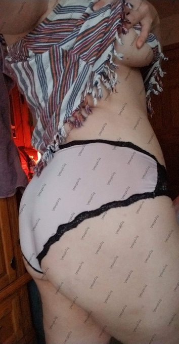 If you haven't subscribed and follow, you're fucking up!  https://t.co/3SU1GRyjNJ  @_hoopsydaisy   #thick<a href="/tag/slimthick"class="tags"><span>#slimthick</span></a><a href="/tag/thick"class="tags"><span>#thick</span></a><a href="/tag/fishnets"class="tags"><span>#fishnets</span></a><a href="/tag/footworship"class="tags"><span>#footworship</span></a><a href="/tag/foo"class="tags"><span>#foo</span></a>