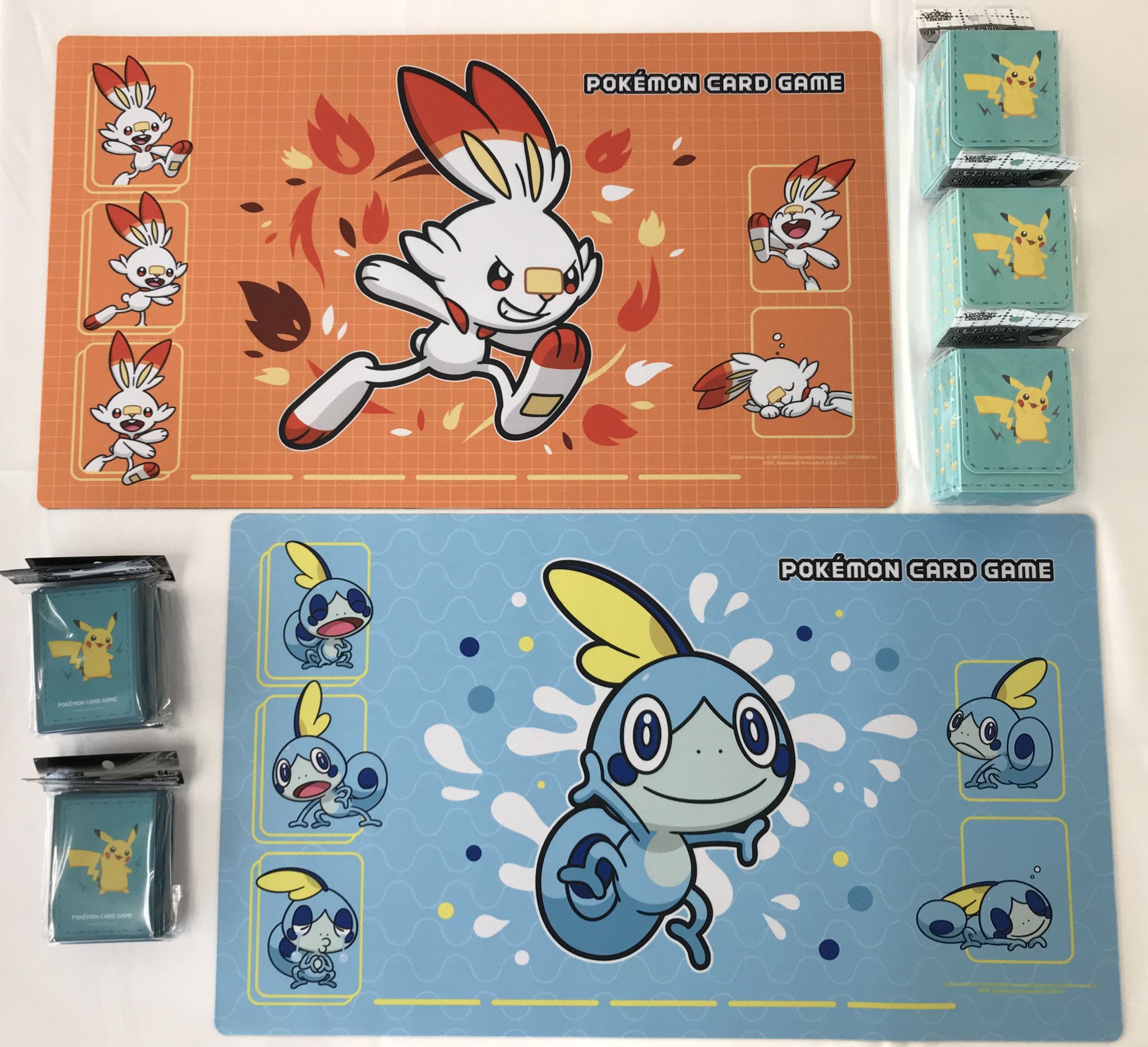 韓国 ポケモン センター オンライン 海外限定 プレイマット(ピカチュウ 韓国 ポケモン センター オンライン 海外限定 プレイマット(ピカチュウ