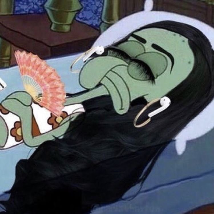 NovasbossaNova's tweet photo. Yall...we sadly lost snapchat🥺👉🏾👈🏾 R.I.P SNAPCHAT #ripsnapchat https://t.co/ZqNyulNtsO