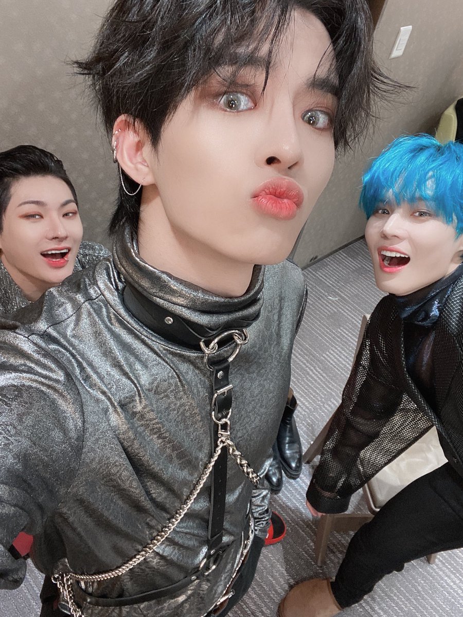 NewWorld_VICTON's tweet photo. [#수빈] 앨리스 점심은 다들 먹었나요?
오늘도 좋은하루보내고 있다가 세준이형 브이앱 재밌게
봐요 :) https://t.co/aR0disQ4Dd