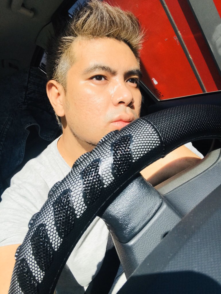 JaiReyXD's tweet photo. These are mine. #sunkissed #sumvac https://t.co/pMS1fEPVAP