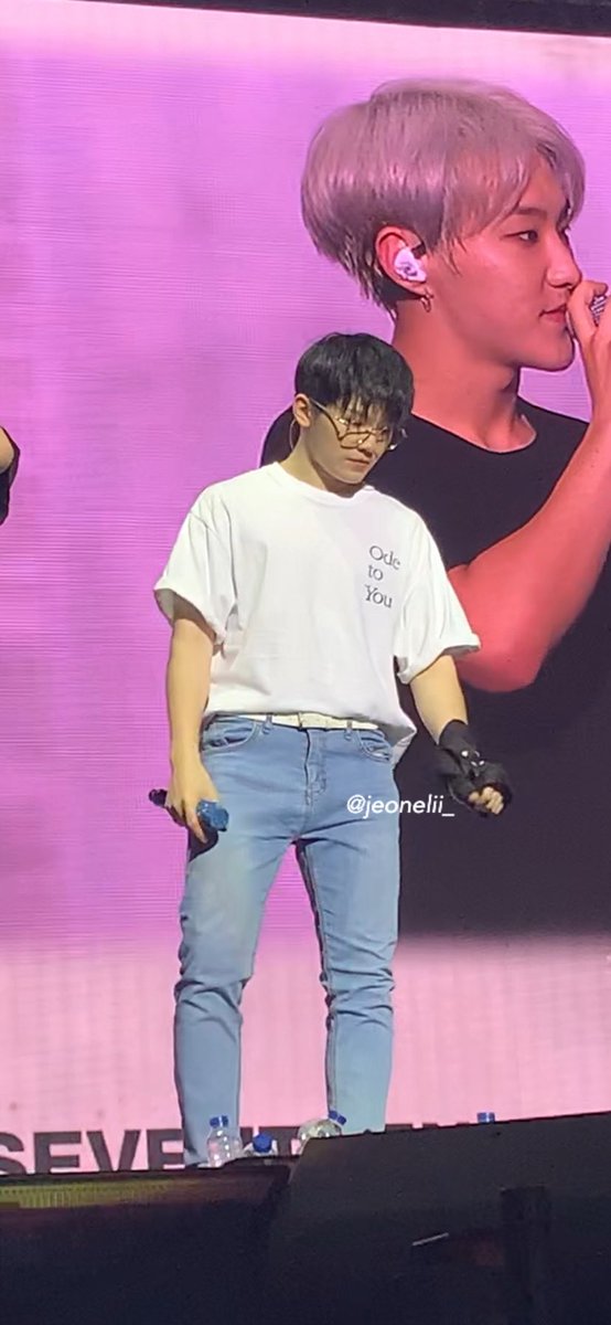 for my uji stans out there  same with soonyoung, ya boi won’t look at me ahahahahahhaa he’s just enjoying every performance, jamming with carats  @pledis_17  #SEVENTEEN  #OdeToYouInMNL