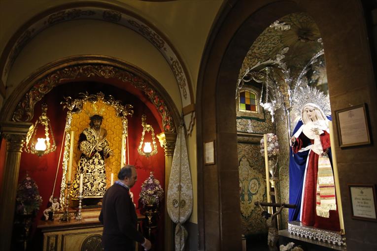 COR_Cofrade's tweet photo. #SemanaSanta Las seis cofradías que tendrían que procesionar hoy se quedarán en sus templos, algunas de ellas, como @lapasion_cor, presentaba importantes estrenos que quedarán guardados para el año que viene @agrupacioncor 
https://t.co/AK1iFWRaVc https://t.co/jqnfVCr9fo
