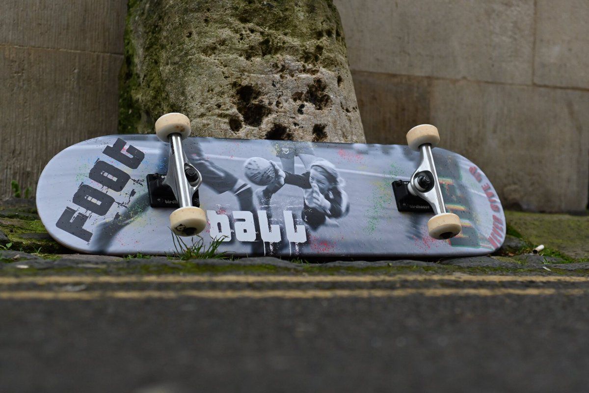 Vinyl Revolution tweet media