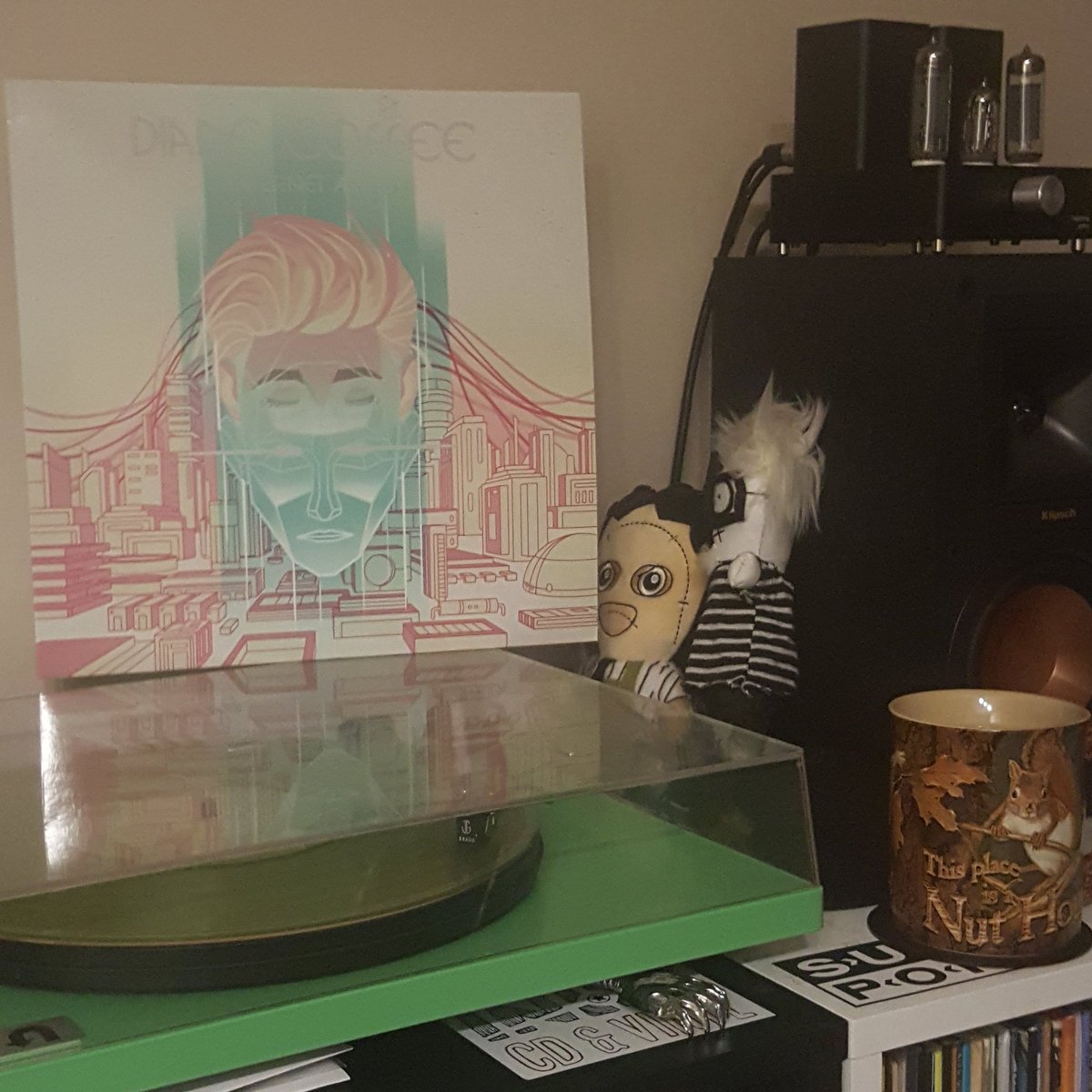 j_squirrel_s's tweet image. Doubling up on coffee thisAM. Life giving elixir in my cup and life giving @DianeCoffee1 on my turntable. #CoffeeAddict #RecordNerd #MusicIsLife