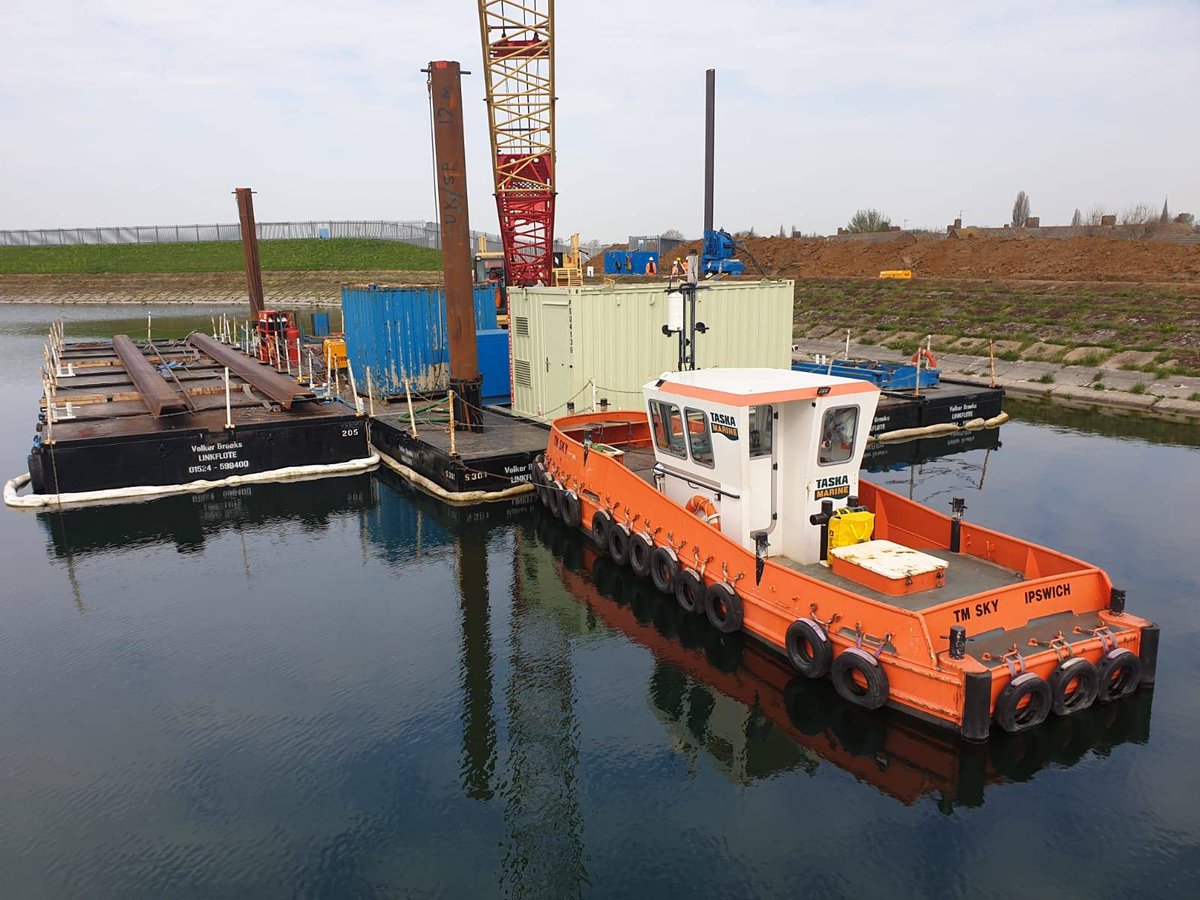 TM Sky is currently working on a piling project in London so we thought we would share these great pictures
#roadtransportable #workboat