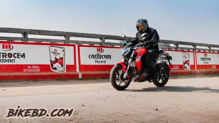 BikeBD's tweet photo. Benelli 165s !
Details: https://t.co/pSEbUmE3yw
#benelli #165cc #165s #bike #bikebd #nakedbike #nakedsports #bikelover #biker #benelli165s #testride #review #power https://t.co/VaVzg8GYsR