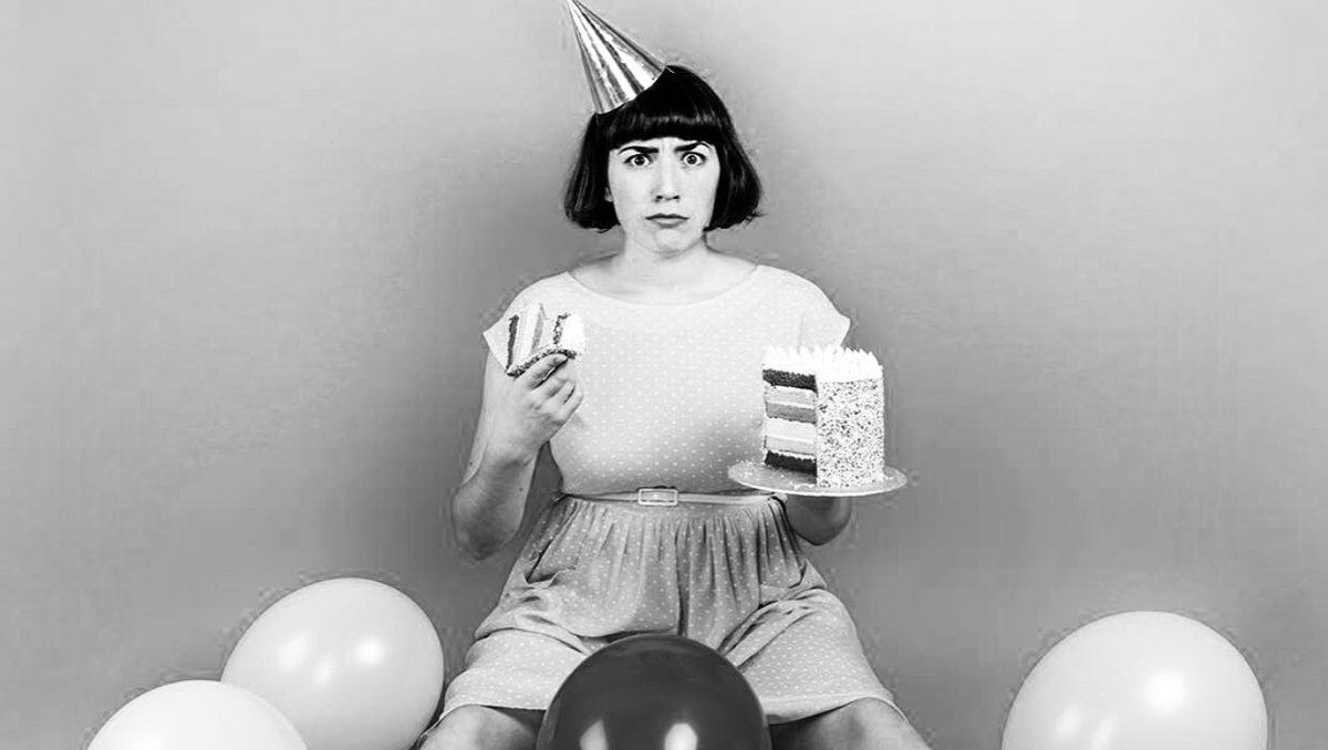 nonchalantmag's tweet photo. This week's #wcw goes to actor, writer, and comedian @sadieleylaclark 🎉 We hope @algorithmsplay stays at @sohotheatre so we can see it! (Once we're allowed out, obvs) #algorithmsplay #sadieclark #sohothreatre #nonchalantmagazine https://t.co/8AJ663MHXS