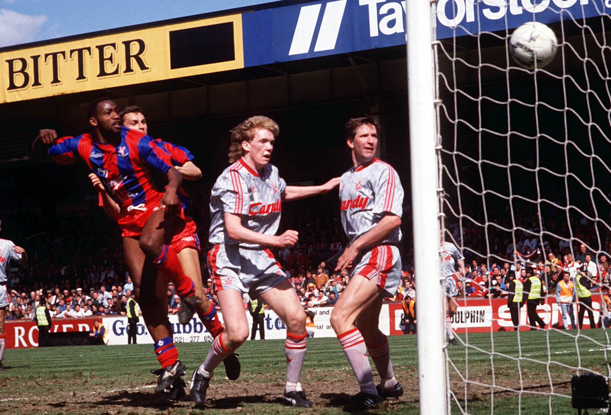 CPFC's tweet photo. 🗓 On this day in 1990:

14' Palace 0-1 Liverpool
46' Palace 1-1 Liverpool
70' Palace 2-1 Liverpool
81' Palace 2-2 Liverpool
83' Palace 2-3 Liverpool
88' Palace 3-3 Liverpool
109' Palace 4-3 Liverpool

#CPFC https://t.co/fXJ7ExXxjM