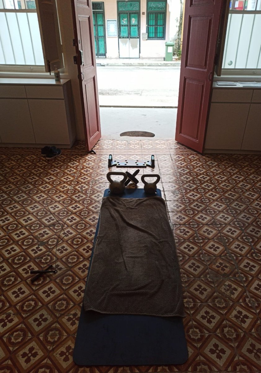 TechinPE's tweet photo. Day 1 of remote learning, half way through 1000 rep challenge, inspired by @LovePhyEd 5 sets of 20 reps x10 exercises
#homefitness #shophouse #1000repchallenge #COVID19 https://t.co/e43WhpXJVb