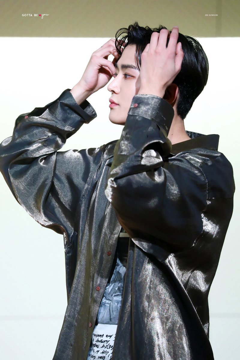 8. Rowoon with shiny glittery clothes   #로운   #SF9   #ROWOON   #에스에프나인
