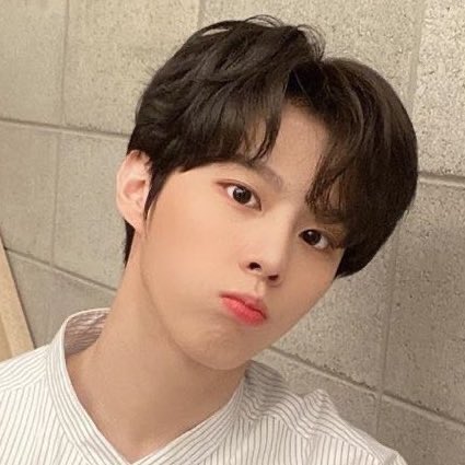 멜 ෆ tweet media