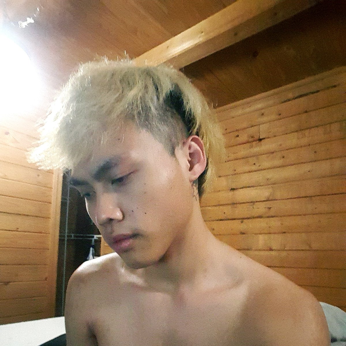OfficiallyYoung's tweet photo. #NewProfilePic https://t.co/U776aYE0H0
