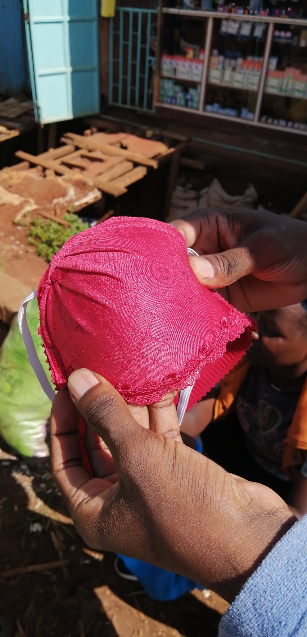 Mobile Journalism Africa on X: Would you wear a mask made from a bra to  protect yourself from #COVID19? ☑️Second hand bras are acquired ☑️ They're  washed ☑️ Dipped in bleach ☑️