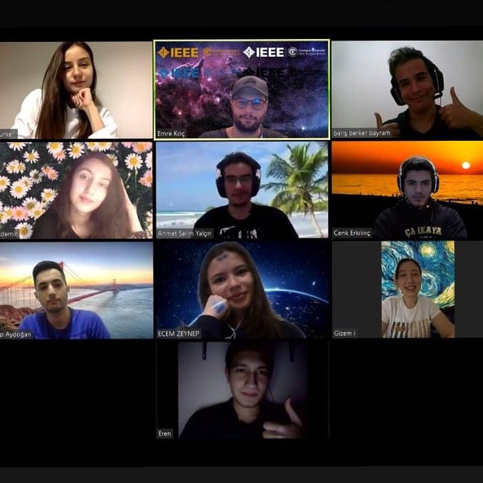 Öğrenci Topluluklarımız Zoom programı üzerinden toplantıları yapmaya devam ediyorlar. Bu güzel fotoğraf için etiket <a href="/ieeecankaya/">IEEE ÇANKAYA</a> teşekkür ediyoruz. Başarılarının devamını diliyoruz. #ÇankayaÜniversitesi #CankayaUniversity #ieeecankaya #zoom