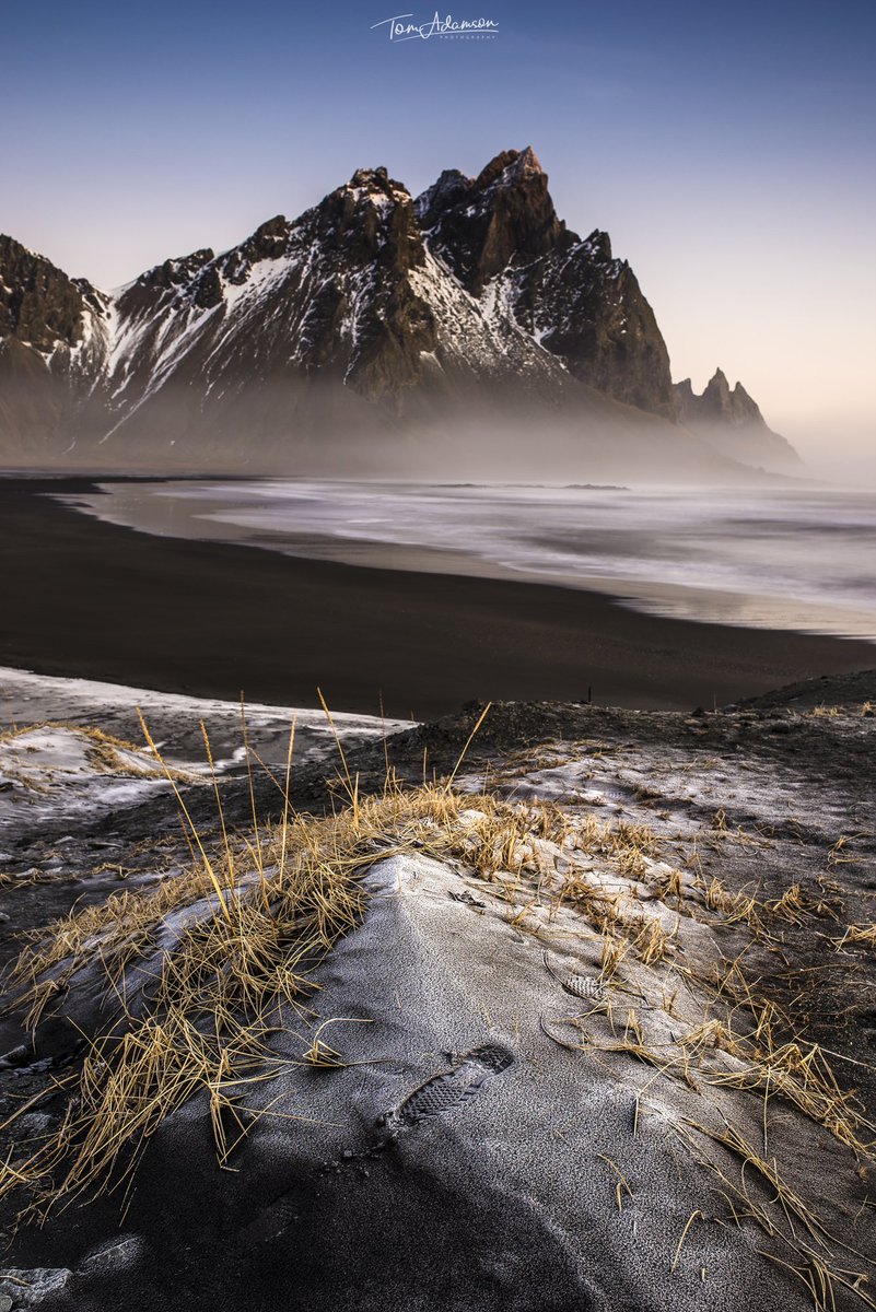 Todays lockdown images. Footprints in Iceland. An ode to exploring new lands and the freedom of adventure. Hang in there people. Stay safe 
<a href="/SigmaImagingUK/">SIGMA UK</a>