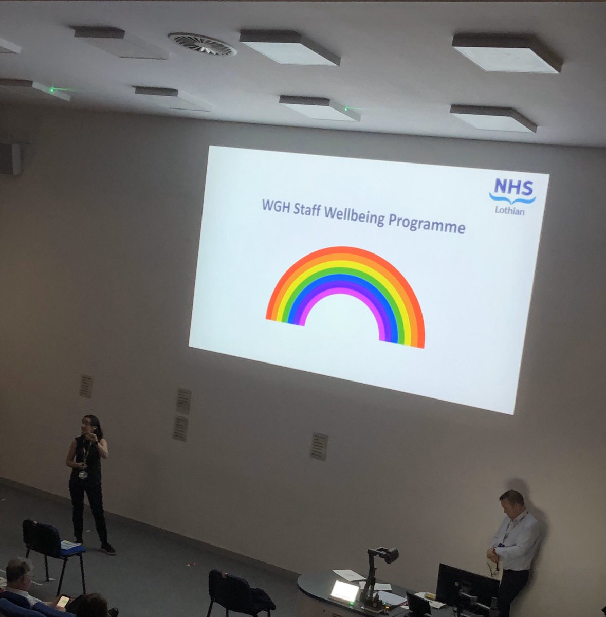 Launch day of our #wellbeingwing <a href="/WghLothian/">WGH Connect</a> fabulous support being given to our teams. Very proud of the #kindness of our site. Thanks <a href="/GeraldineMars11/">Geraldine Marsh</a> <a href="/laurajayne246/">Laura</a> @LiviSandraR and our wonderful psychologists and psychiatrists