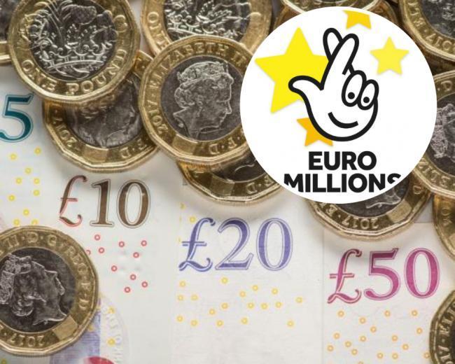 prolottonet's tweet photo. Приз лотереи EuroMillions в размере 3,7 млн фунтов стерлингов так и остался невостребованным. Победитель упустил шанс стать миллионером, так истек 180-дневный срок подачи заявки на выигрыш.
https://t.co/siJR8xK5nZ https://t.co/zJVqeJRamU