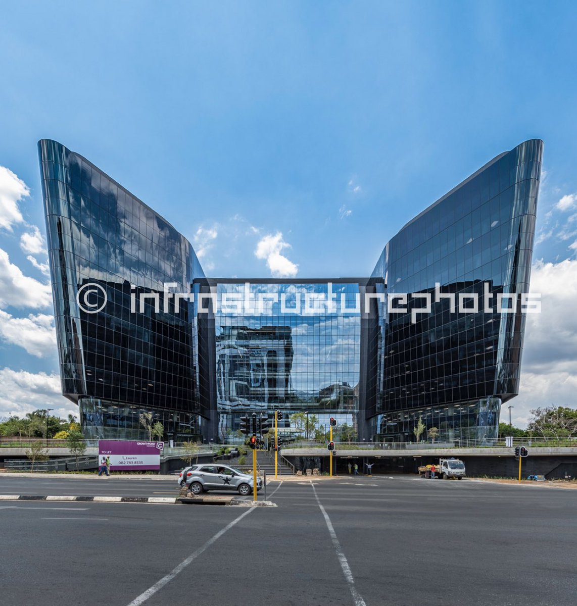 infraphotos's tweet image. 144 Oxford Road #architecturephotography #architecture #interiors #exteriors #interiorarchitecture #architecturephotographer #interiorphotographer