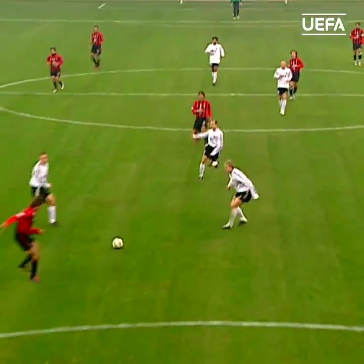 Happy 49th Birthday to Rui Costa, a truly magical player  