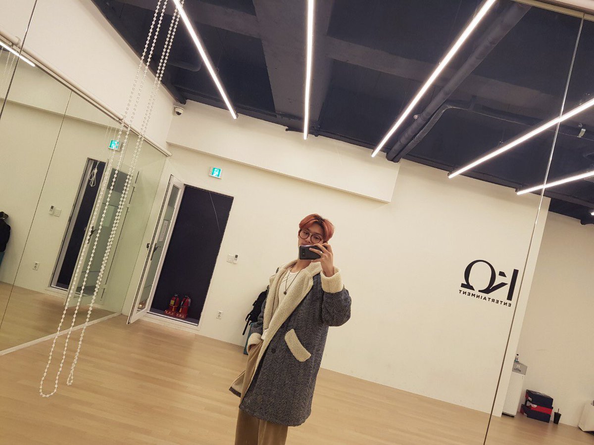ATEEZofficial's tweet image. [#민기] 밍기 왔다~~
#ATEEZ #에이티즈