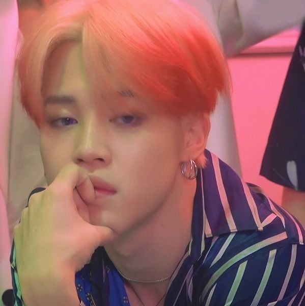 Ever since i took this picture i couldn& #39;t not think of persona jimin...