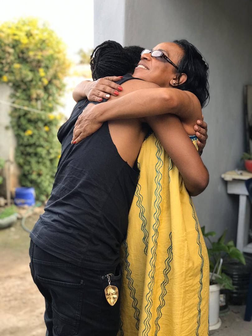 SuperstarDJHuss's tweet photo. Best part about coming home.. coming back to the love of my life, I missed you mommy 💕💕
Ps I tried to practice social distancing but mom said "to hell with coronavirus, come here boy &amp; hug your mommy" 😊😊😊 https://t.co/u762JDAe53