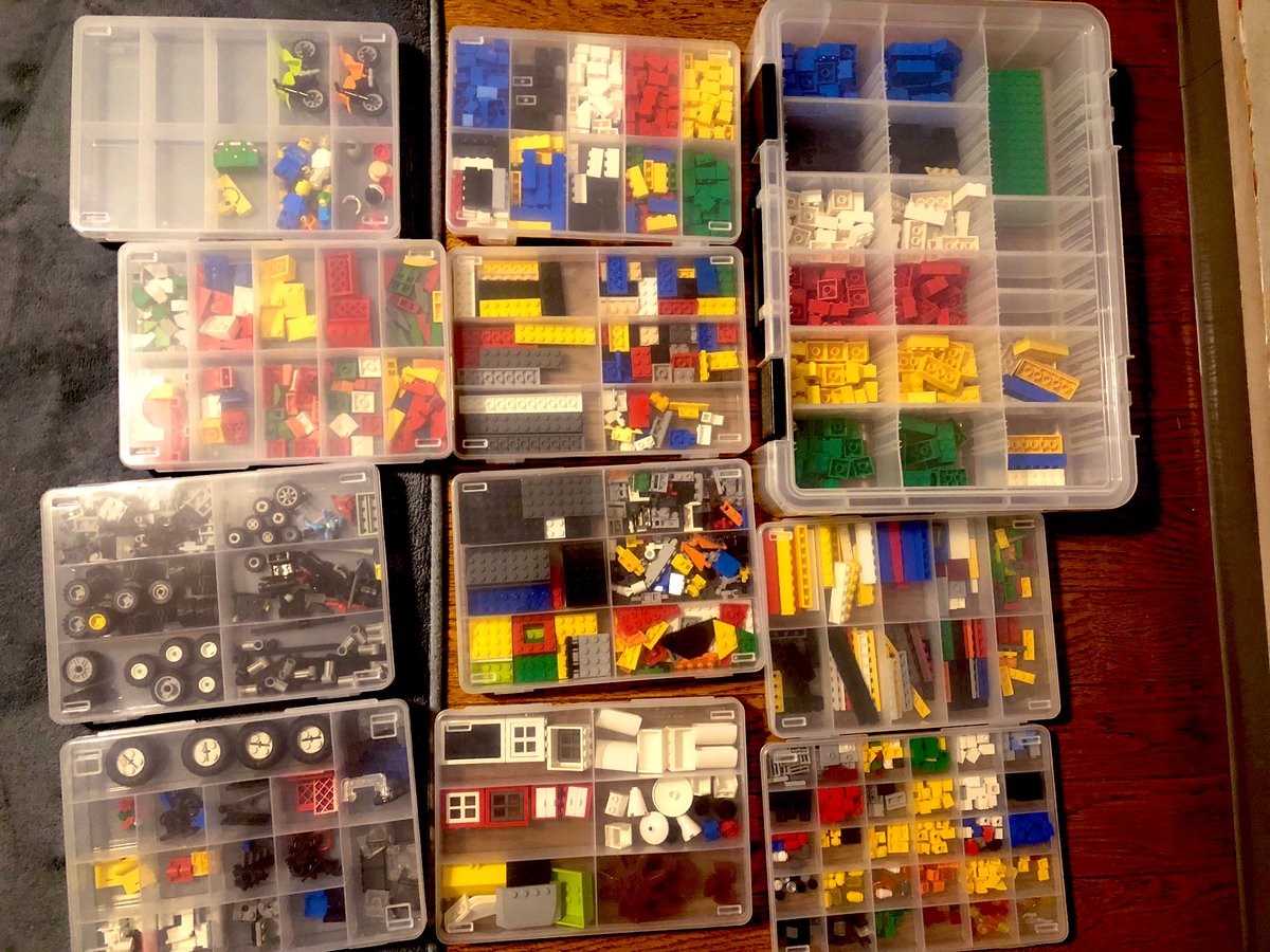 Junnosuketada Jpn Auf Twitter 今日の業務はレゴの仕分け ケースは100均で揃えた