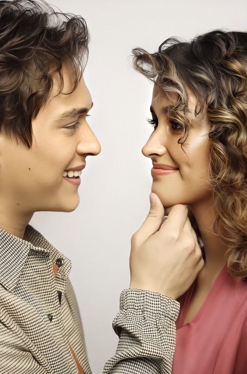 lizquenvibe's tweet photo. such a beautiful couple https://t.co/uLUCOfS9ZV